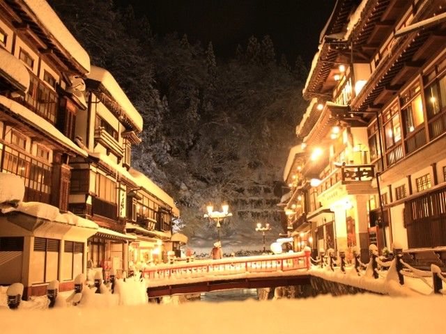 大正ロマン漂う街並みは昼も夜もおすすめ☆